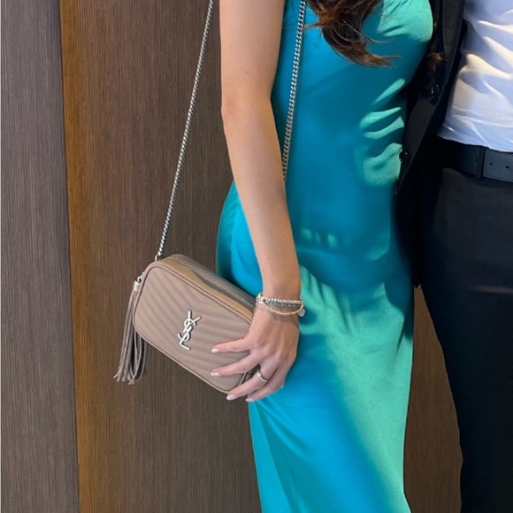 Saint Laurent MINI LOU CAMERA BAG BARELY USED - Picture 2 of 10